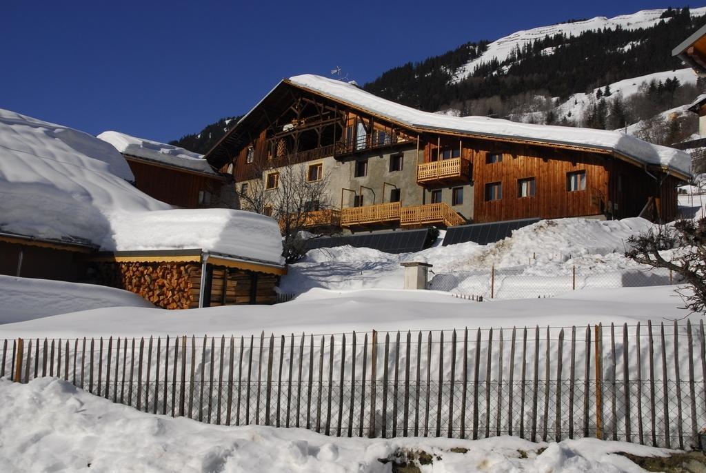 Chambres Et Gite "Pollen" Granier Exterior foto